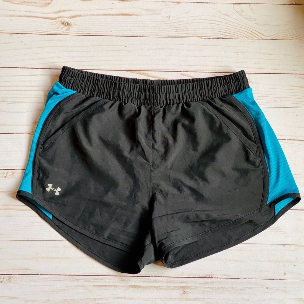 Black Under Armour Running Shorts!✨